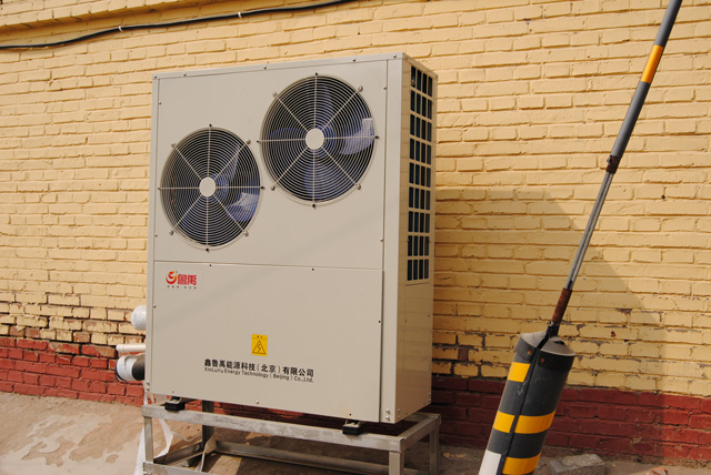 魯禹5P空氣源熱泵供暖機組 魯禹5P空氣源熱泵供暖機組